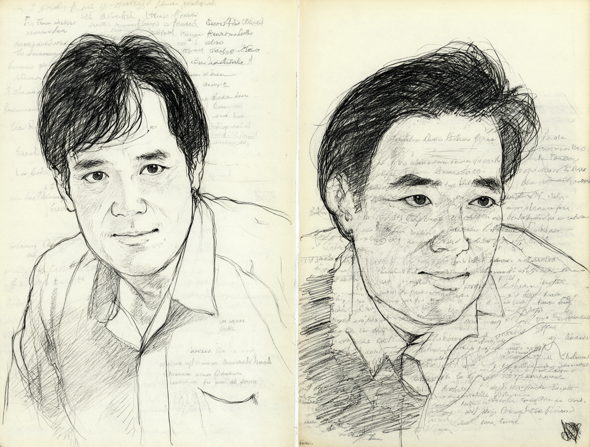 Noboru Yamaguchi con sus manuscritos
