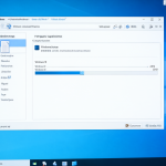 Vista del escritorio mostrando un archivo ISO montado, la ventana de instalación de Windows abierta y una barra de progreso completándose durante el upgrade de 1909 a 22H2.