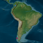 Mapa geográfico mostrando el paralelo 53 de latitud atravesando tanto la región sur como el norte del globo terráqueo, con marcadores en Punta Arenas y Edmonton.