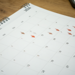 Calendario mostrando la flexibilidad para adelantar o postergar días de descanso.