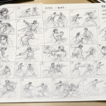Un plano detallado de un storyboard y una lista de disparos dispuestos sobre una mesa de trabajo para la planificación de una producción.
