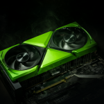 Una tarjeta gráfica RTX 3060 verde brillante con ventiladores girando y humo saliendo por los disipadores, sobre una placa base oscura.